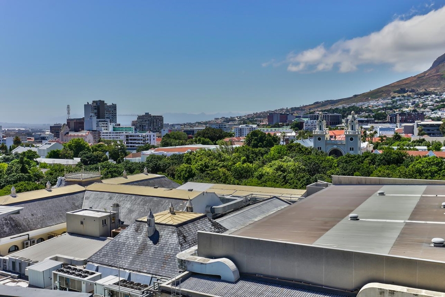 2 Bedroom Property for Sale in Cape Town City Centre Western Cape